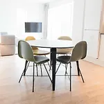 Spacious 1-Bed W. Private Terrace