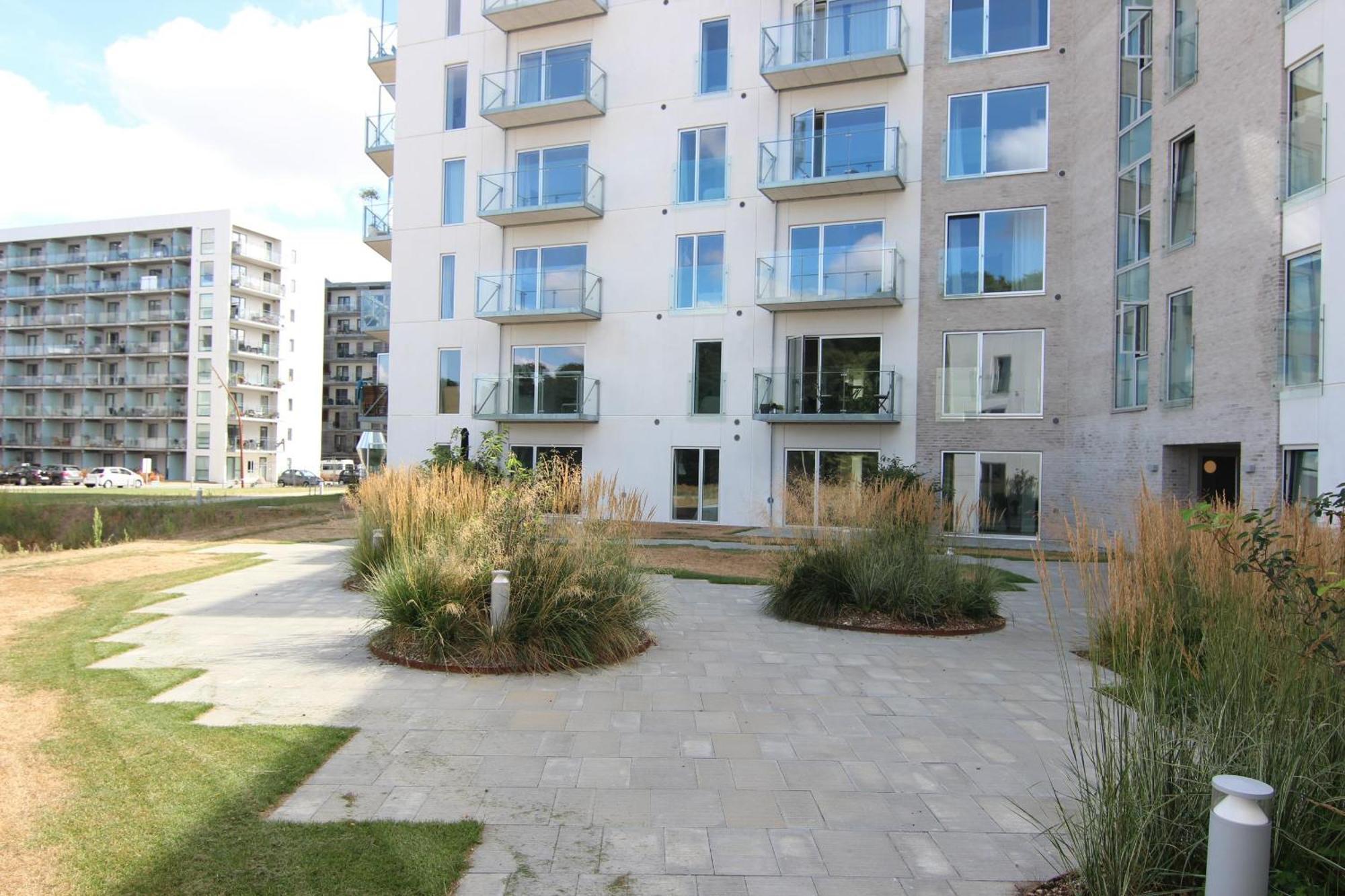 Spacious 1-bed W. Private Terrace * Odense